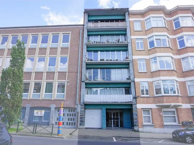 Appartement vendu à Forest par DECA Immobilier
